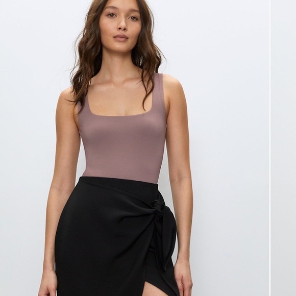 Babaton Tops - NWT Aritzia Contour Tank Bodysuit